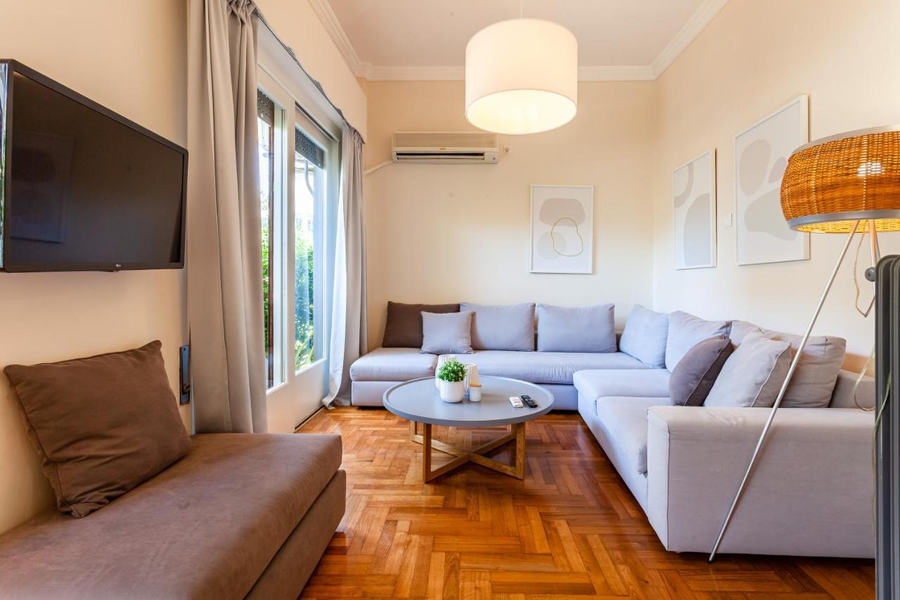 A Homes Greece - Urban Garden Retreat Kalamata Ngoại thất bức ảnh