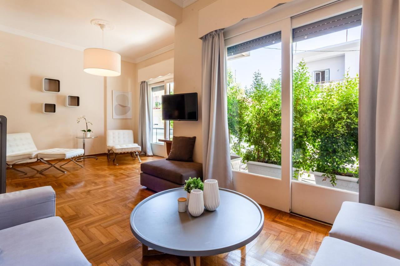 A Homes Greece - Urban Garden Retreat Kalamata Ngoại thất bức ảnh